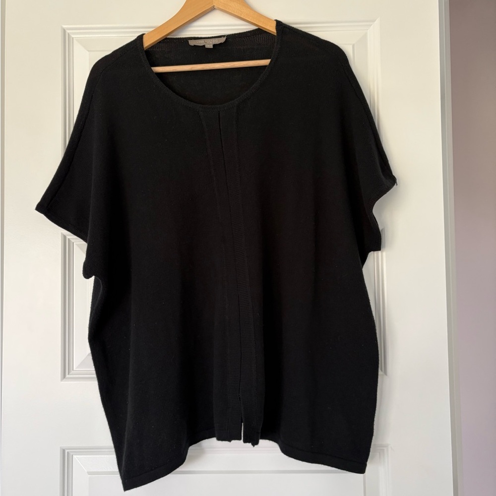 Black Short-Sleeve Women’s Sweater Knit Top with Batwing Sleeves Size Large